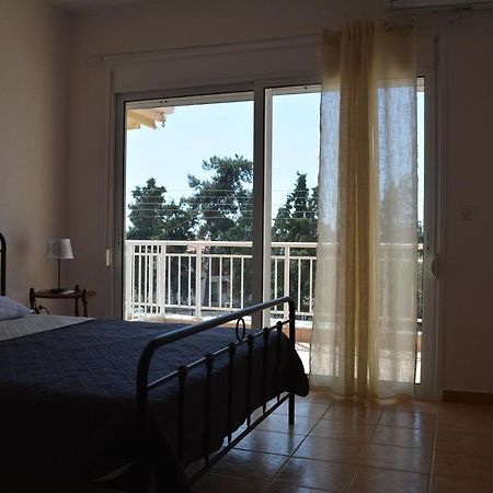 Panos Apartments 基拉奇尼 外观 照片